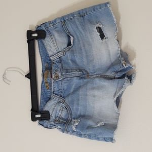 Arizona Jean Co Size 7 Distressed Shorts